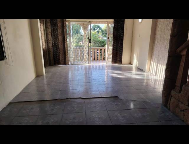 3 BEDROOM HOUSE FOR SALE IN WOODHURST